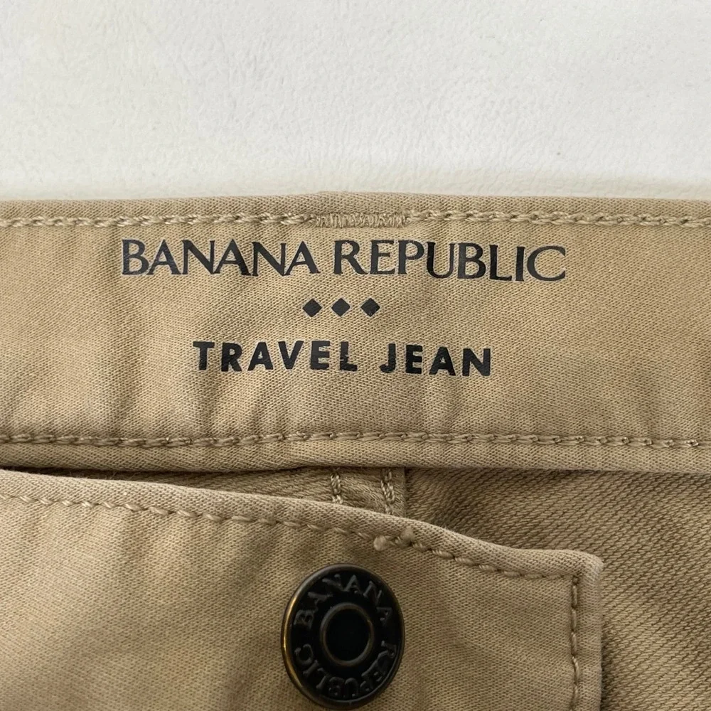 Banana Republic Travel Jean Mens 33x32 Athletic Fit Khaki Tan Stretch Pants